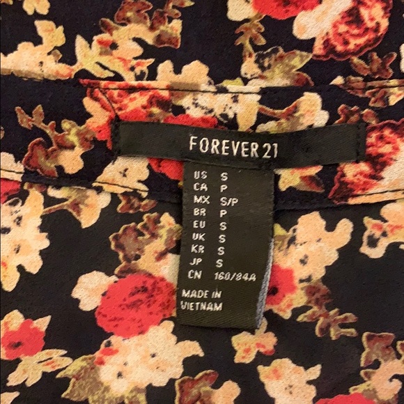 3 Forever 21 long sleeve button down blouses. - Picture 5 of 16